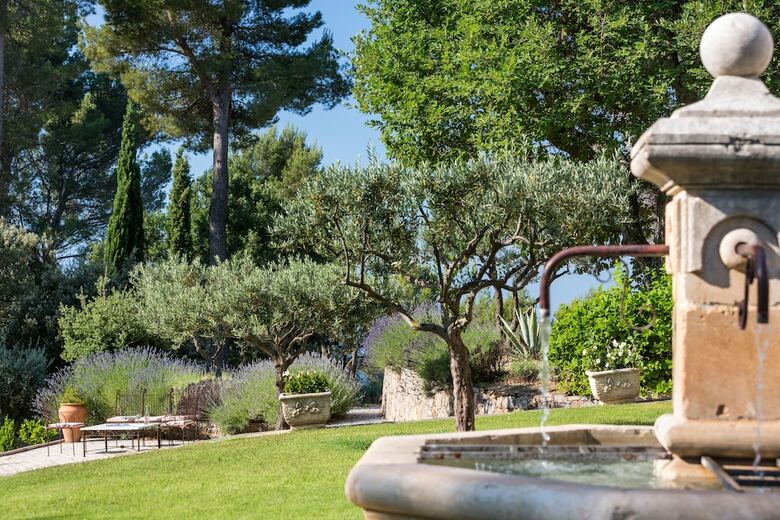 Hotel La Bastide de Tourtour & Spa H�tel