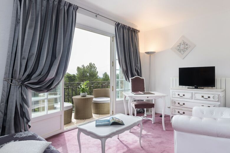 Hotel La Bastide de Tourtour & Spa H�tel