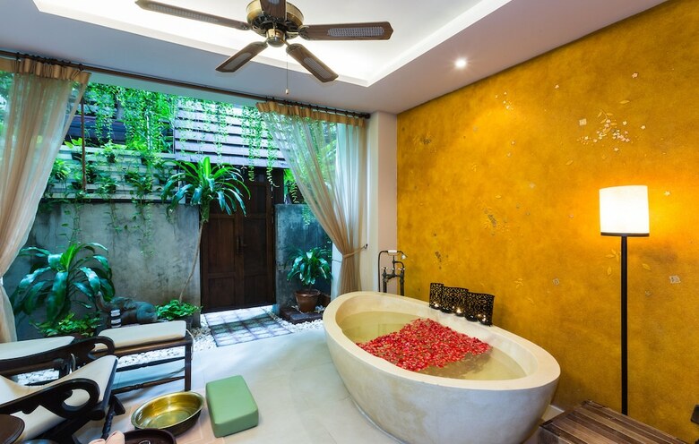 Apartamento Burasari Phuket Resort & Spa