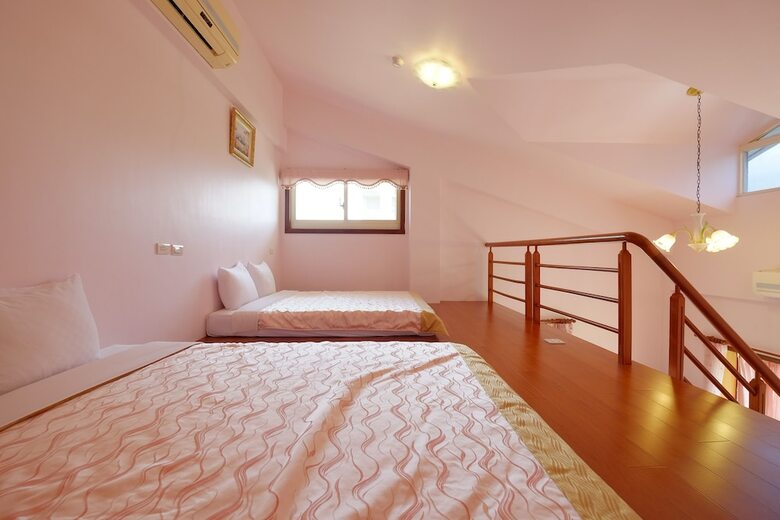Aurora B&B