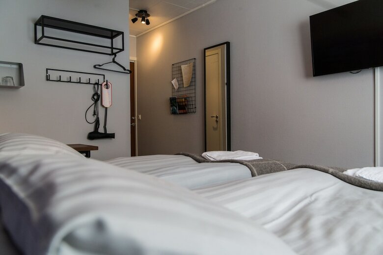 Spis Hotell & Hostel