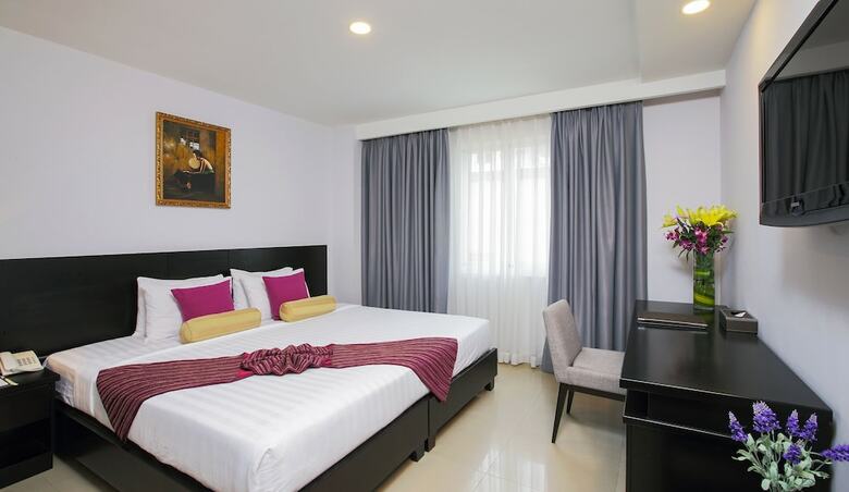 Lavender Hotel