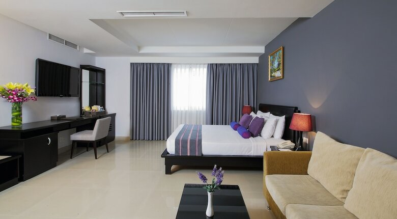Lavender Hotel
