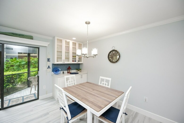 Bay Oaks By Beachside Management