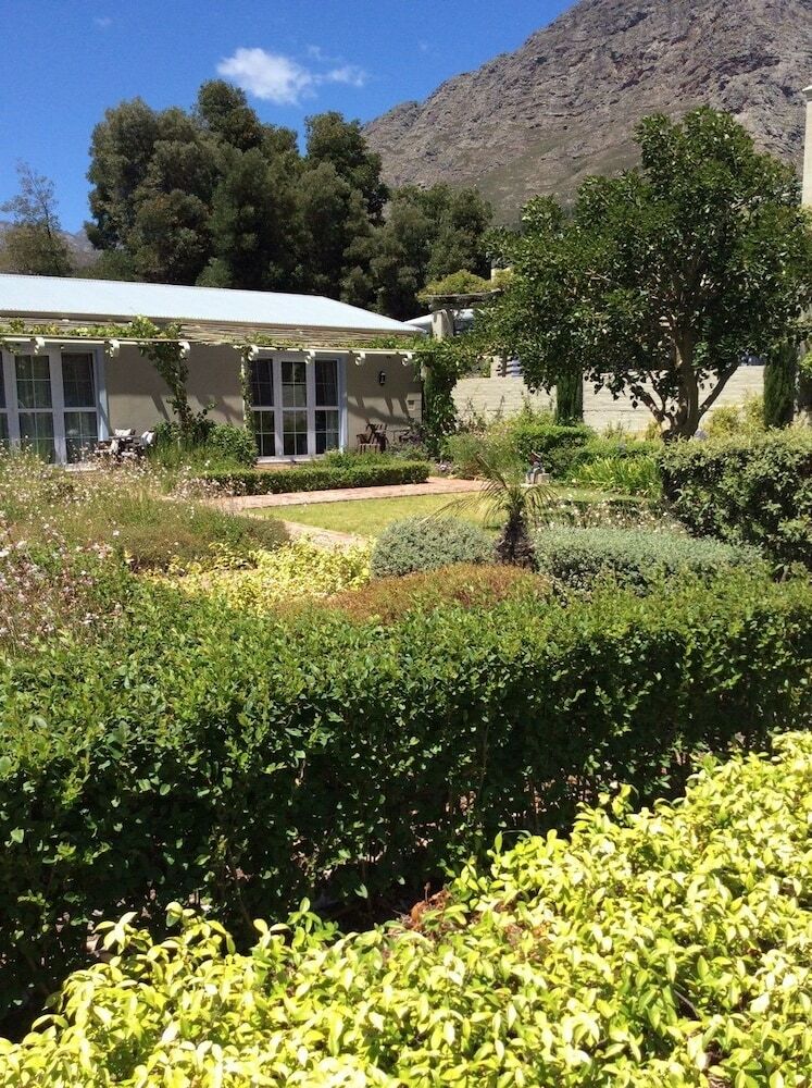 Hotel La Cabri�re Country House