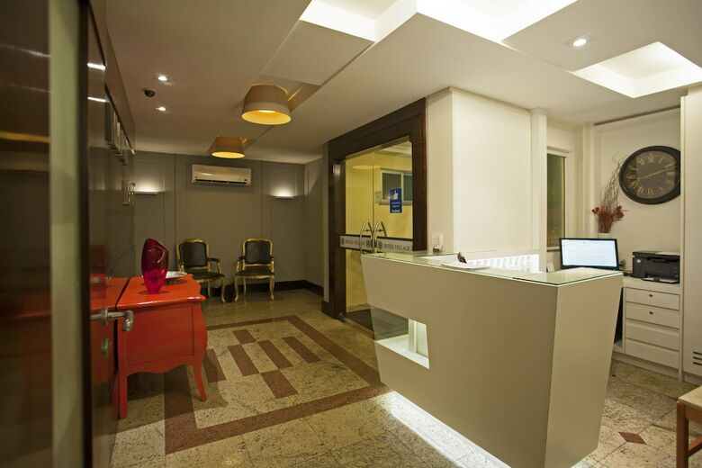 Hotel Village Icara�