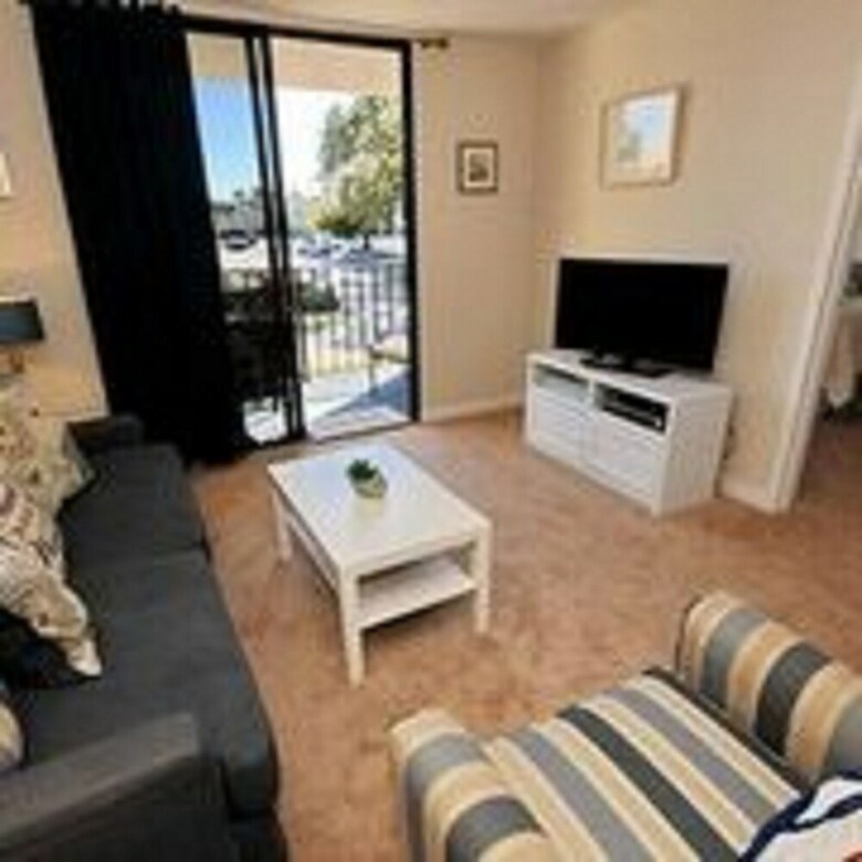 Holiday Towers By Elliott Beach Rentals