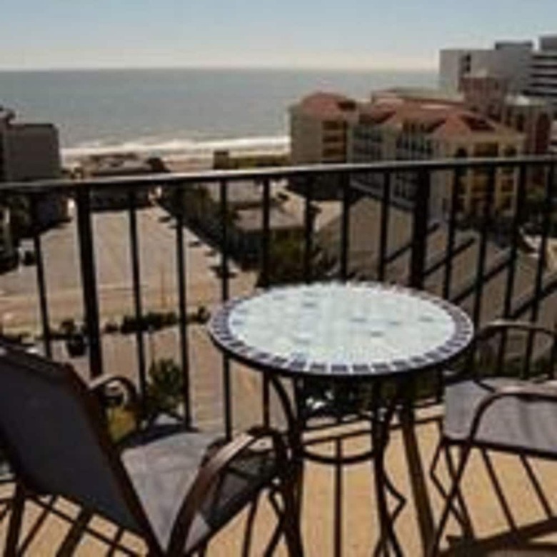 Holiday Towers By Elliott Beach Rentals
