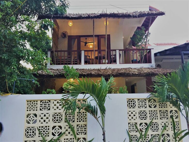 Bed & Breakfast Red Flower Cottages Homestay