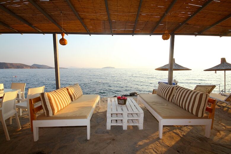 Hotel Vega Boutique & Aparts