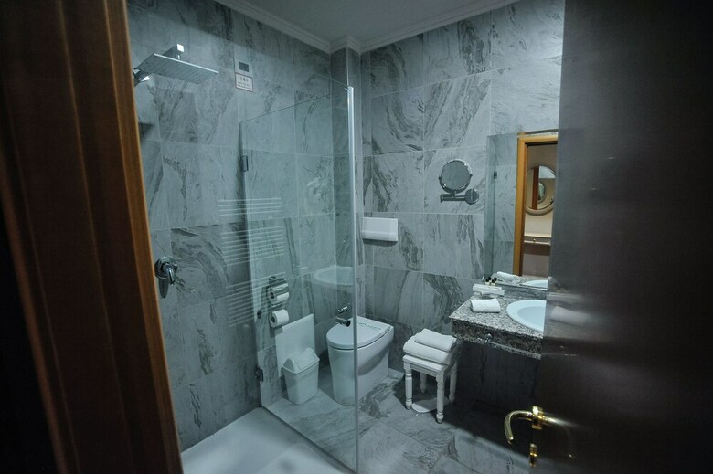 Classic Hotel