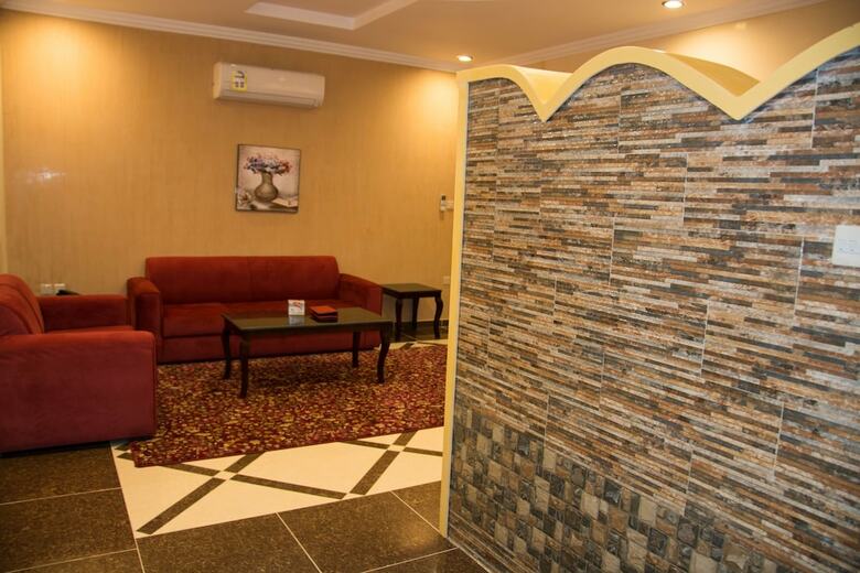 Aparthotel La Fontaine Janesta Suites