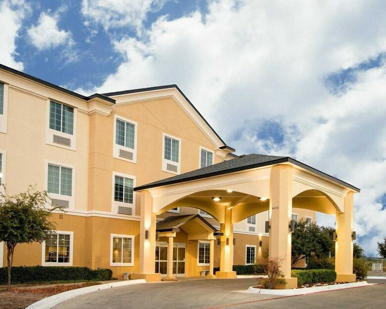 Hotel Comfort Suites San Angelo Near University