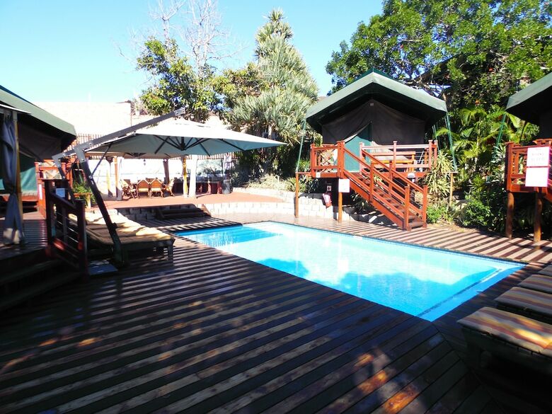 Luxury Tented Village At Urban Glamping