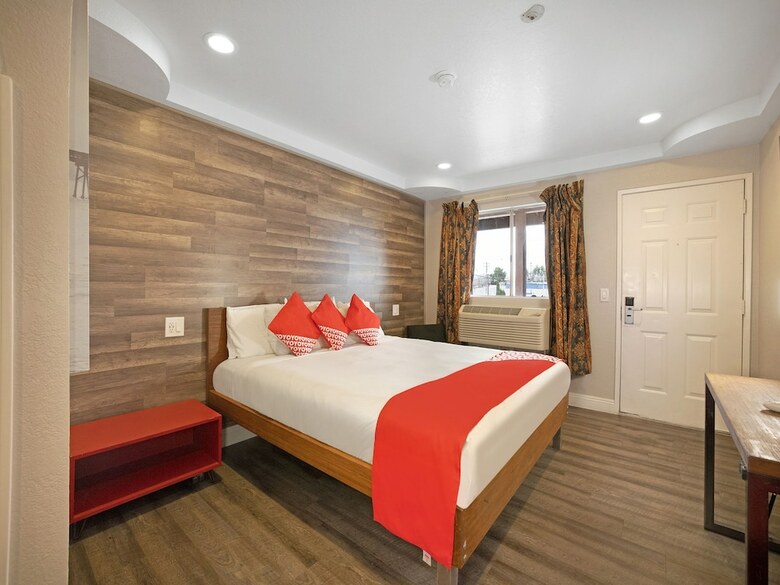 Oyo Hotel Victorville Mojave Dr