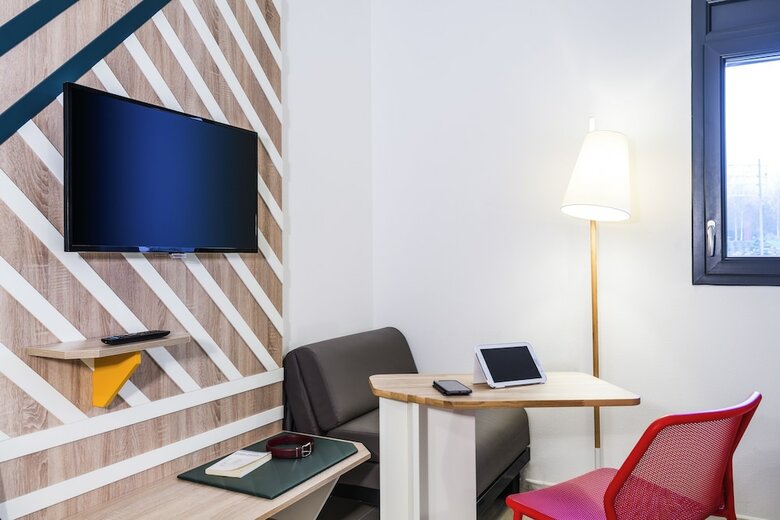 Hotel Ibis Styles Rouen Val de Reuil