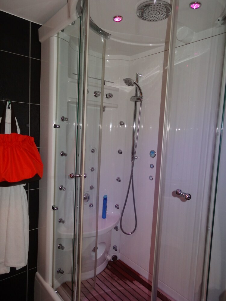 Hotel H�tel de Greuze