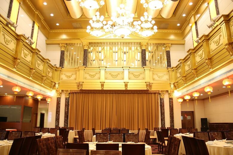 Hotel Ming Wah International Convention Center