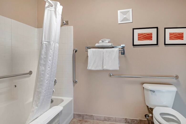 Hotel Comfort Inn And Suites Salem