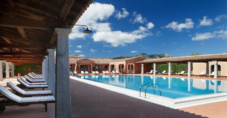 I Giardini Di Cala Ginepro Hotel Resort
