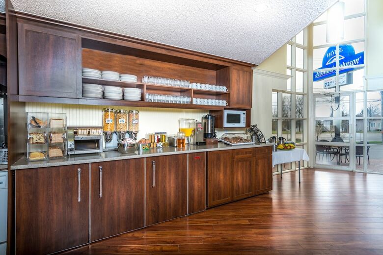 Hotel Howard Johnson By Wyndham Quebec City