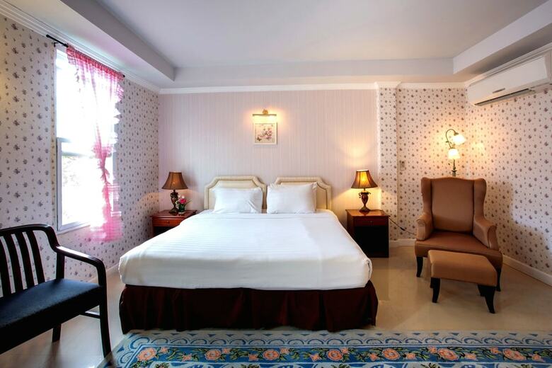 Chateau de Khaoyai Hotel & Resort