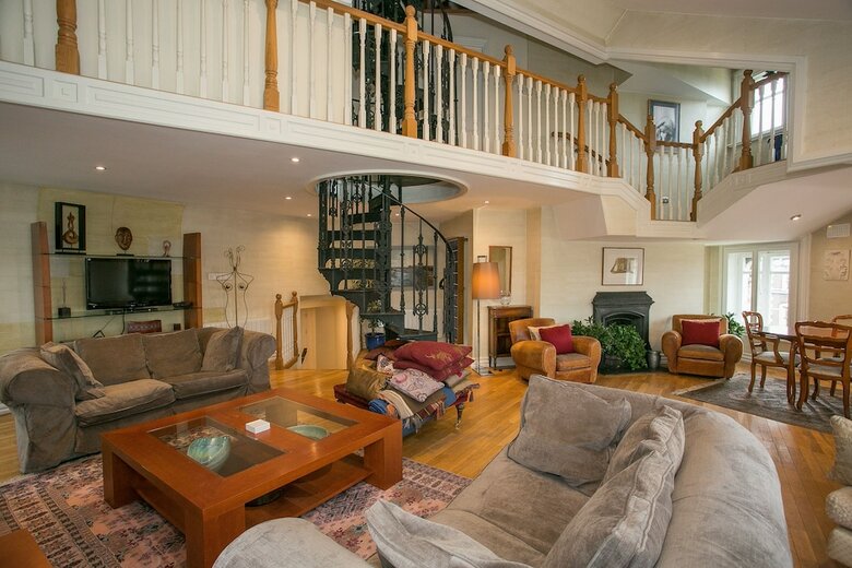 O'connell Bridge Apartments
