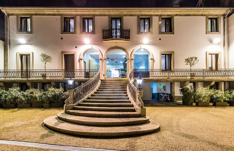 Aparthotel Flores Boutique Hotel & Spa