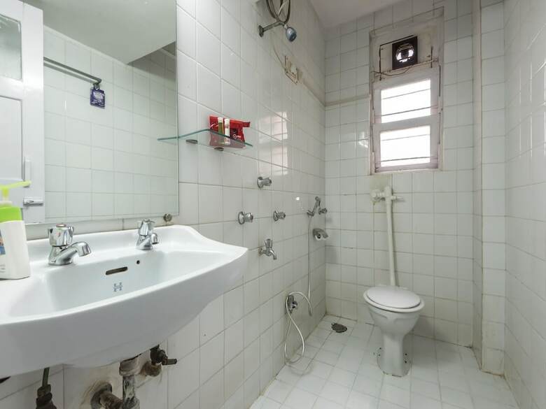 Hotel Oyo 1724 Shivam Apartment