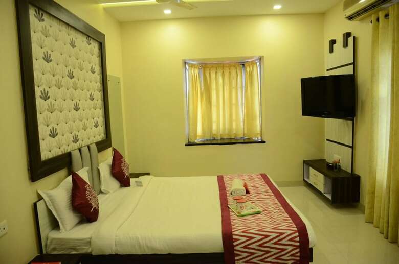Oyo 1216 Hotel New White House