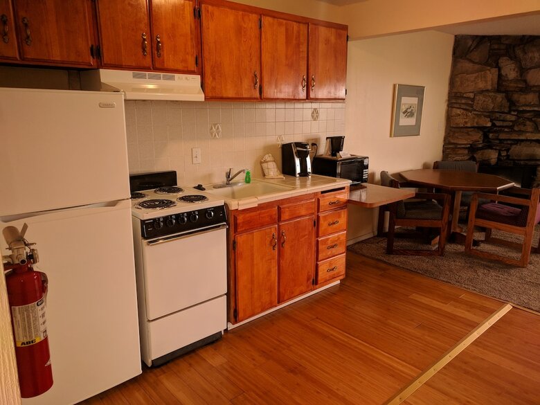 Hotel Ocean Shores Inn & Suites