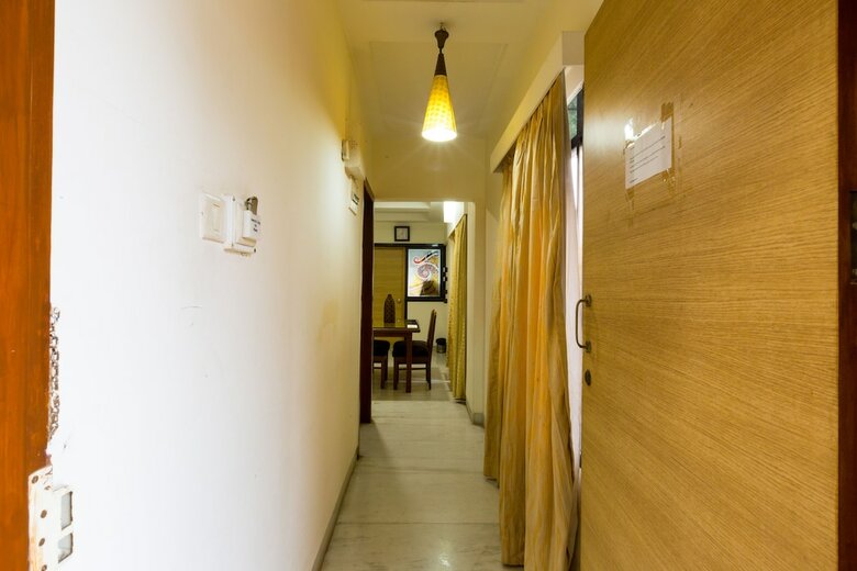 Hotel Mint Domestic Airport Suites