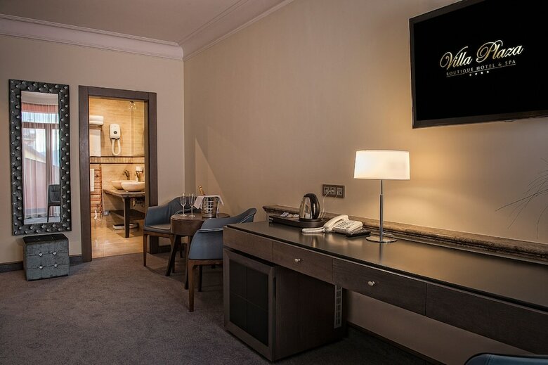 Villa Plaza Boutique Hotel & Spa