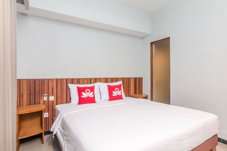Hotel Zen Rooms Raya Kuta Joger