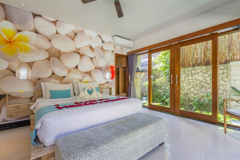 Lacasa Villa Legian