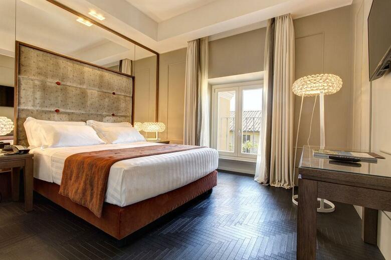Hotel Mascagni Luxury Rooms & Suites