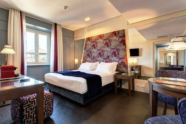 Hotel Mascagni Luxury Rooms & Suites