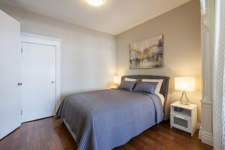 Apartamentos Lmvr - The Laurier