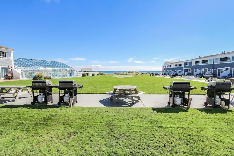 Hotel Edgewater Beach Resort, A Vri Resort