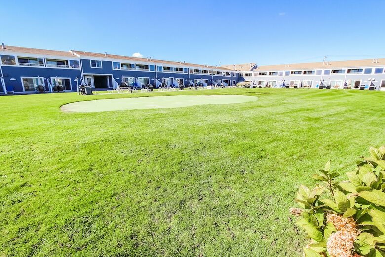 Hotel Edgewater Beach Resort, A Vri Resort