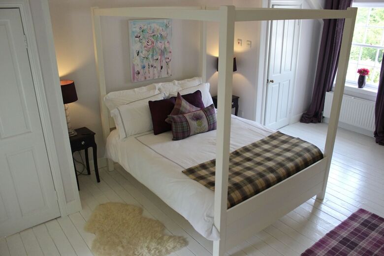 Centre Stables Luxury Self Catering Loch Lomond