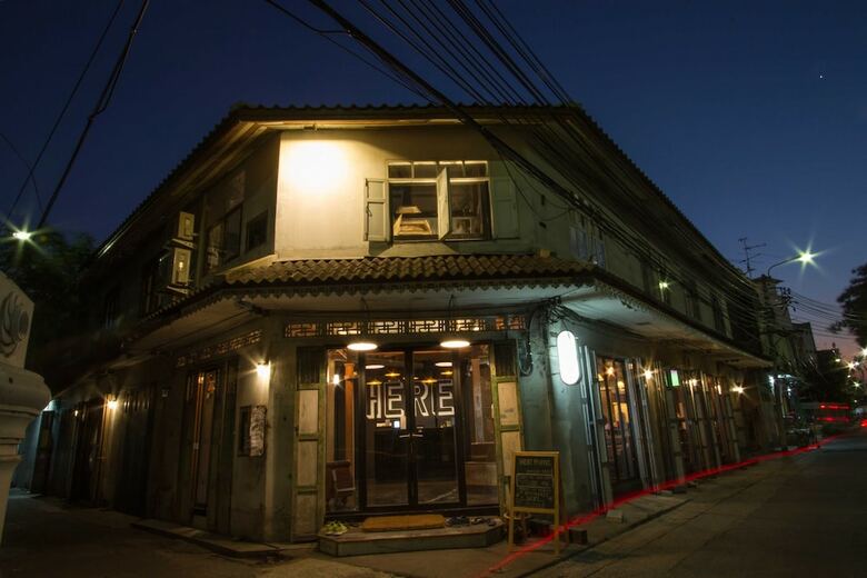 Hotel Here Hostel