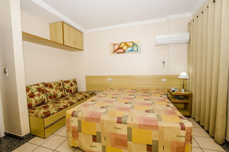 Hotel Villas Diroma