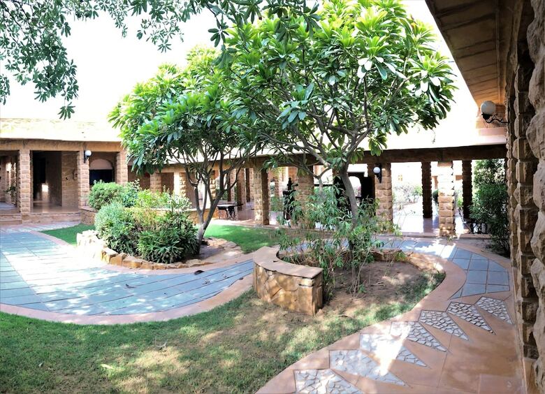 Hotel Rawal Kot