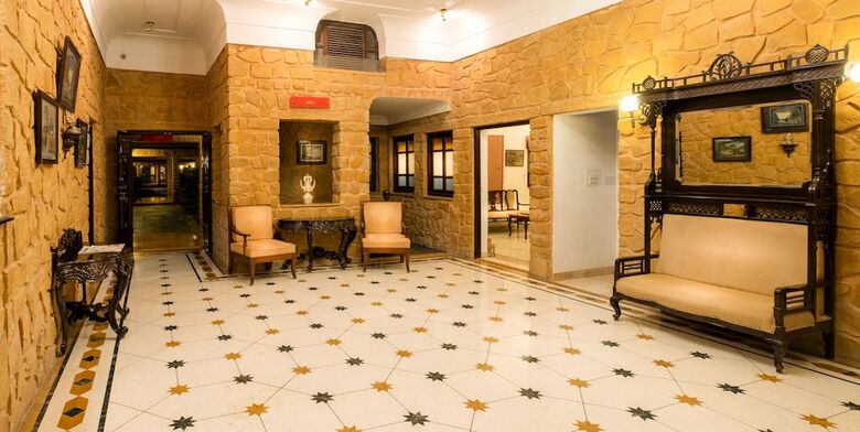 Hotel Rawal Kot