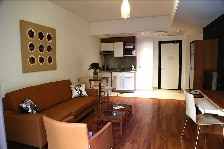 Hotel Sky Suites