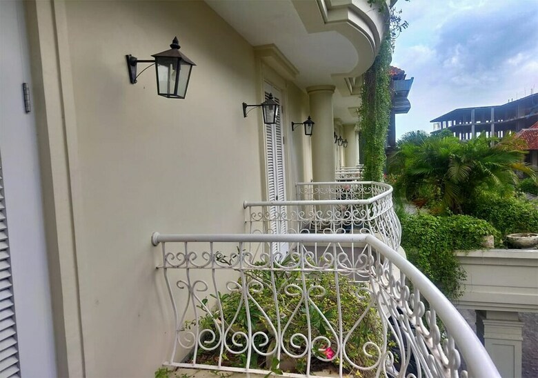 Hotel Amalfi Seminyak
