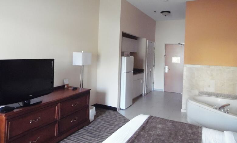 Hotel Baymont By Wyndham Augusta Riverwatch