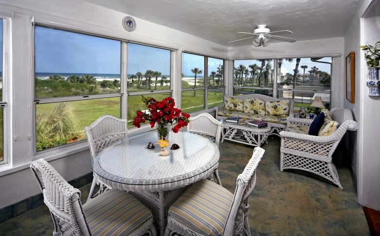Beachfront Bed & Breakfast