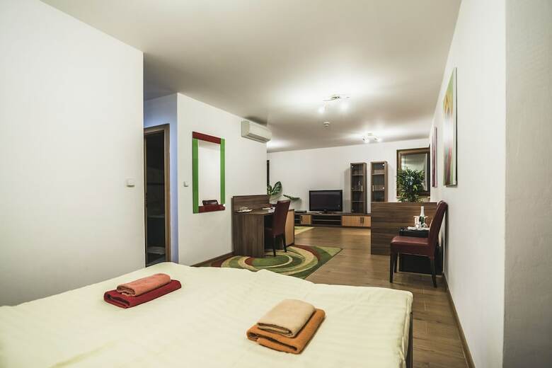 Garni Hotel M�za